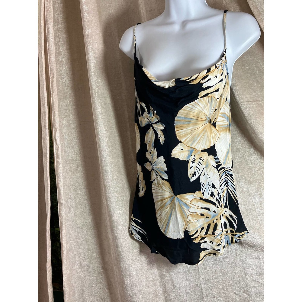New Karen Kane Floral Tank XS